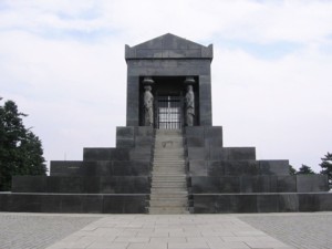Monumento all'eroe sconosciuto a Belgrado
